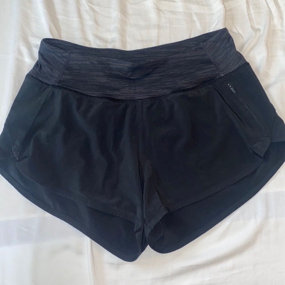 Outdoor Voices Hudson Shorts 2.5”